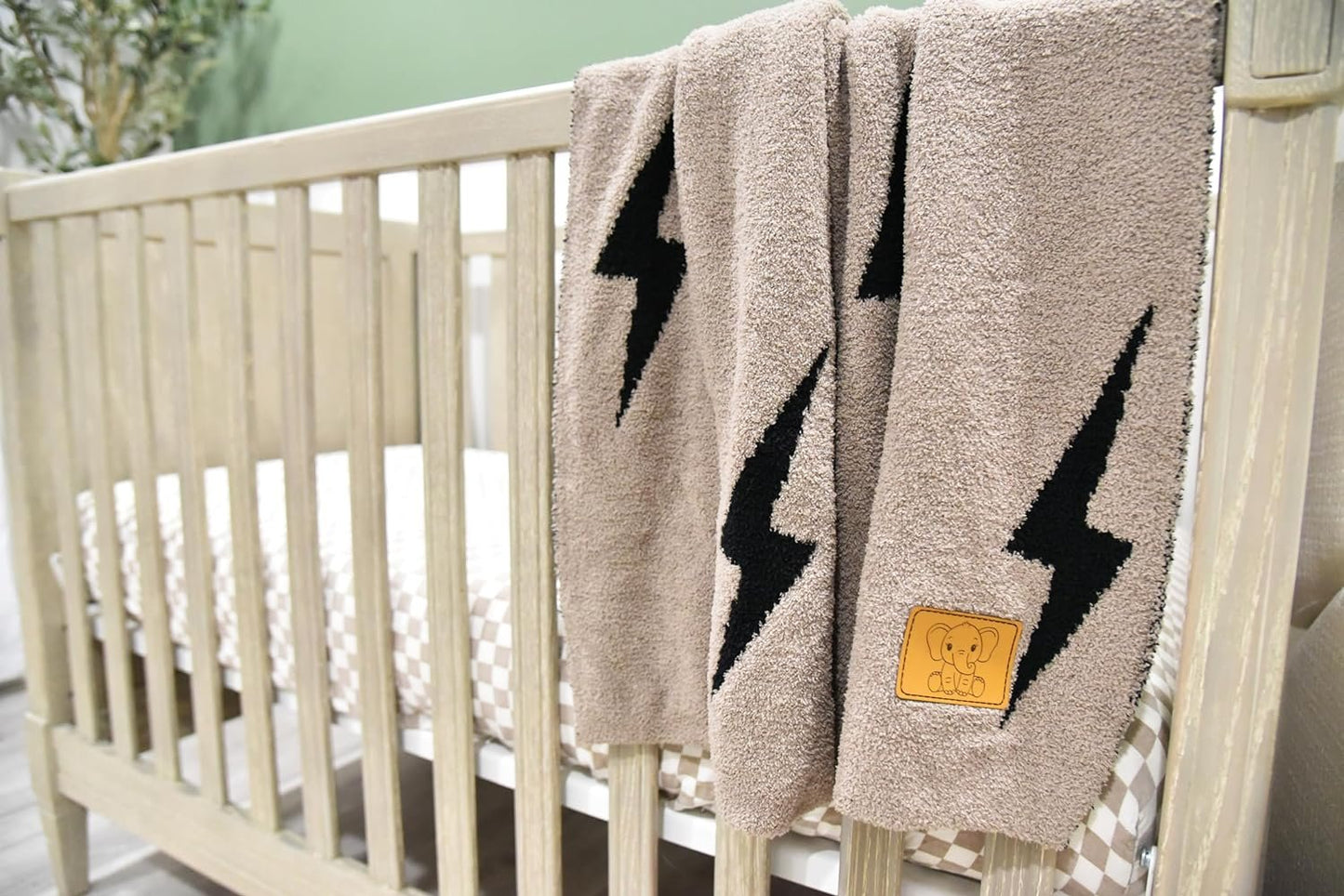 Baby Blanket Plush Fuzzy Reversible 28"x40"- Black/Brown Lightning Bolt